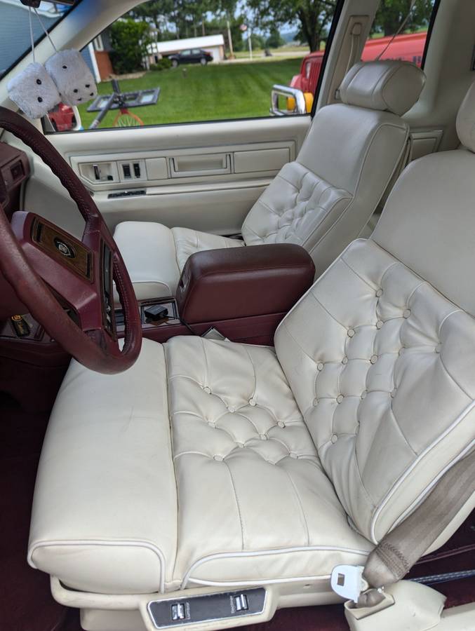 Cadillac-eldorado-1989-white-4