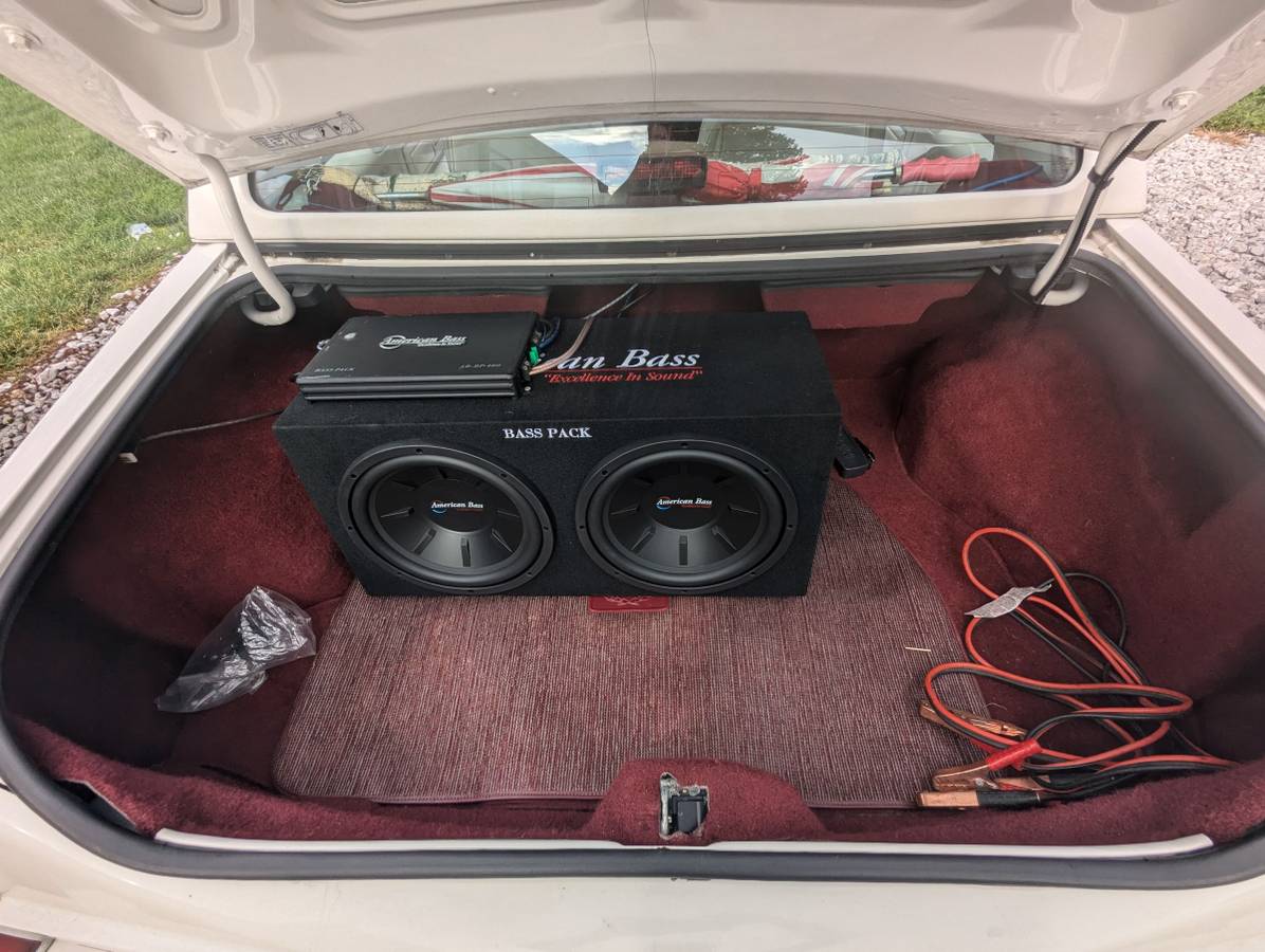 Cadillac-eldorado-1989-white-7