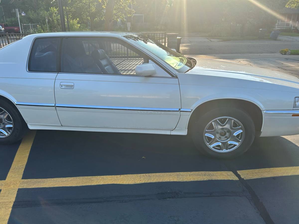 Cadillac-eldorado-1993-white-2