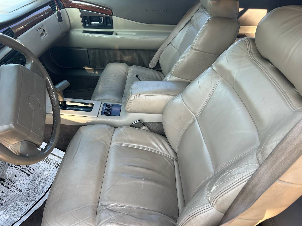 Cadillac-eldorado-1993-white-3