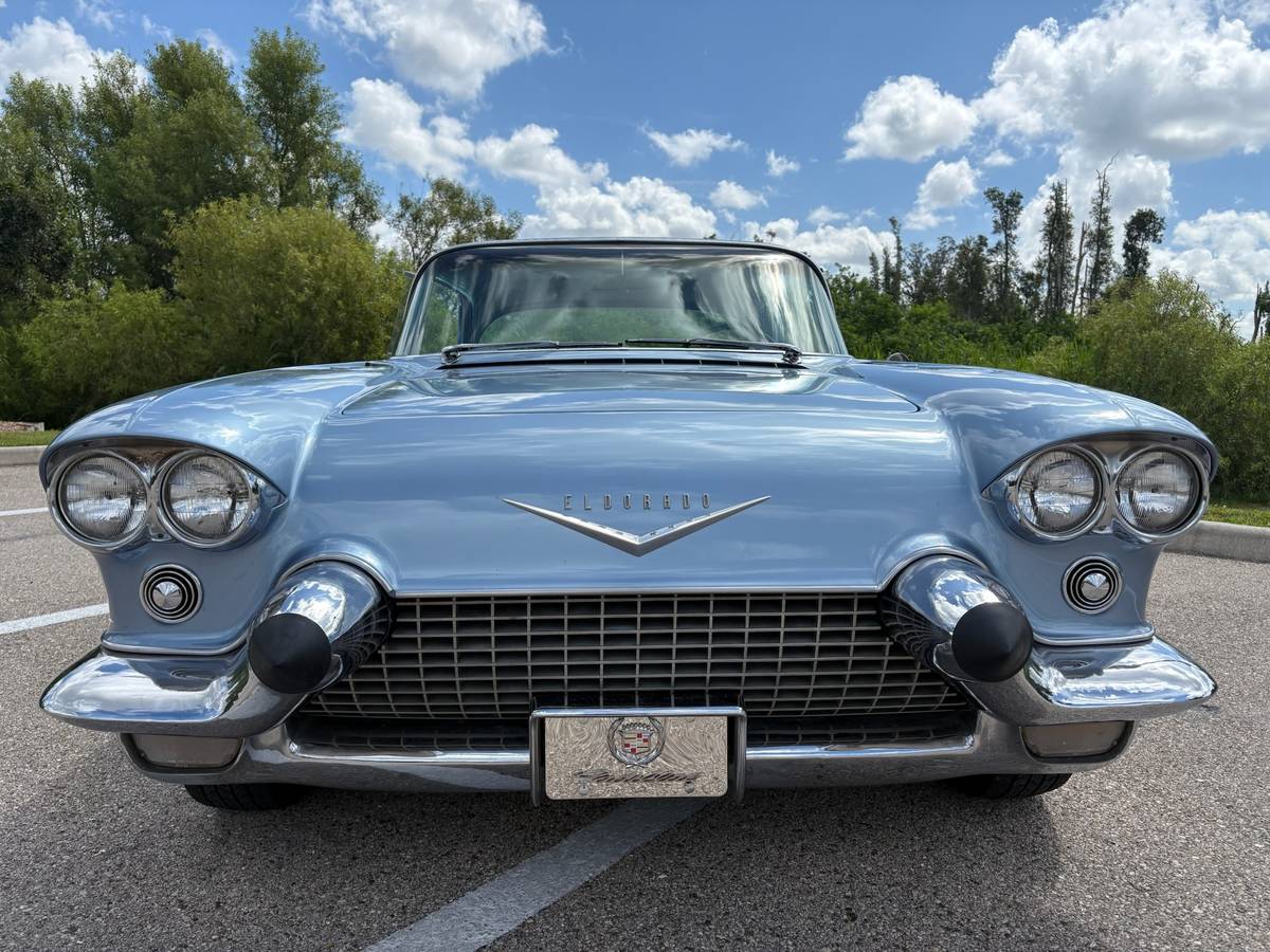 Cadillac-eldorado-brougham-1957-1