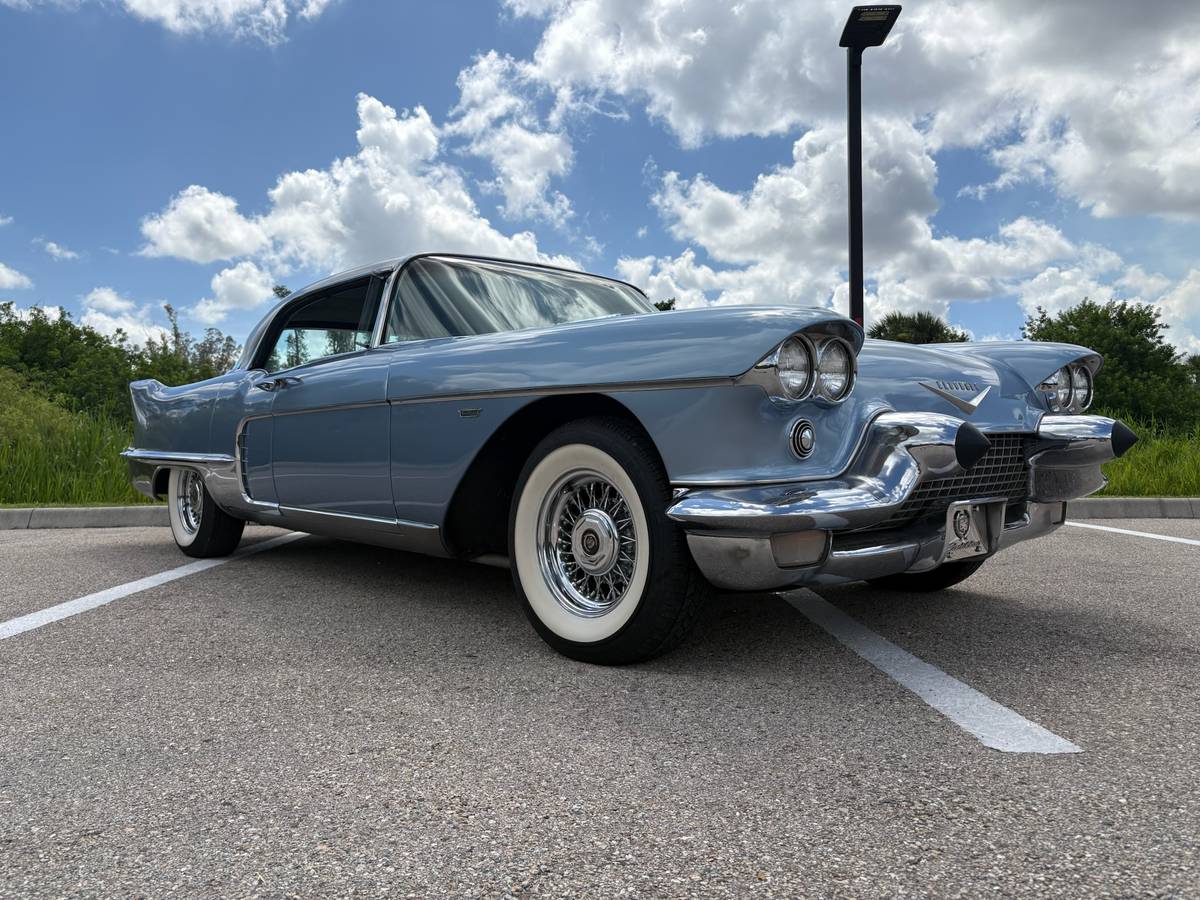 Cadillac-eldorado-brougham-1957