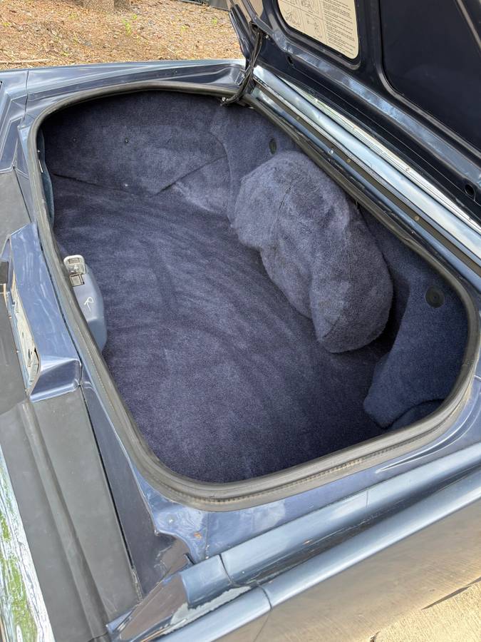 Cadillac-eldorado-convertible-1984-blue-10