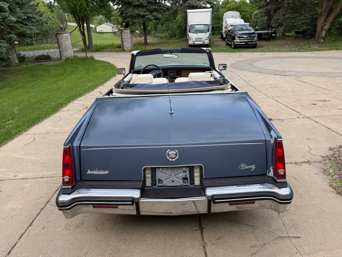 Cadillac-eldorado-convertible-1984-blue-2