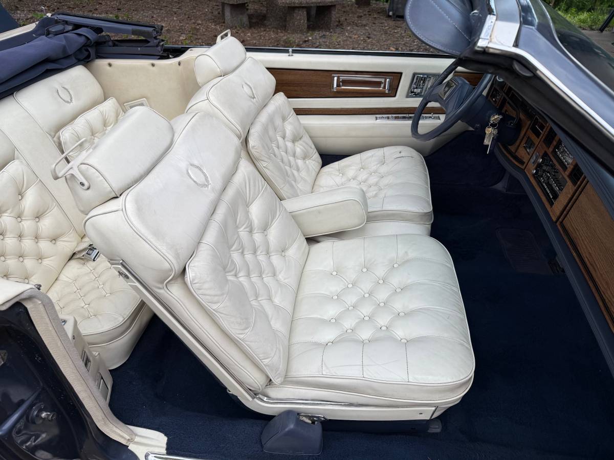 Cadillac-eldorado-convertible-1984-blue-9