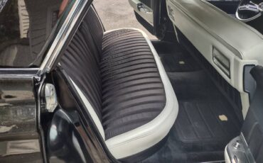 Cadillac-fleetwood-1961-black-9