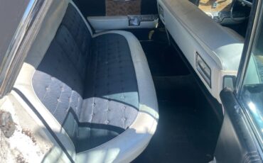 Cadillac-fleetwood-1962-white-6