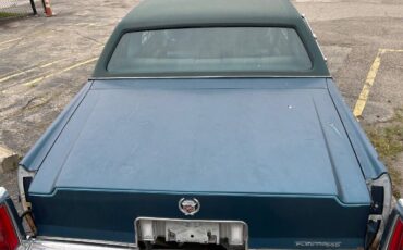 Cadillac-fleetwood-1977-blue-5
