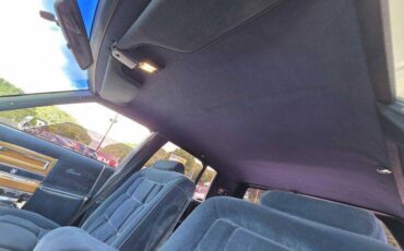 Cadillac-fleetwood-1985-blue-14