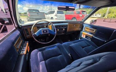 Cadillac-fleetwood-1985-blue-45