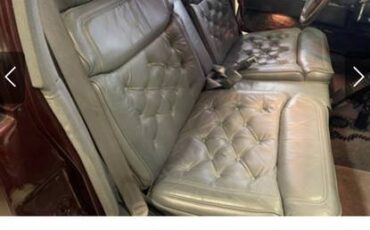Cadillac-fleetwood-1989-red-12