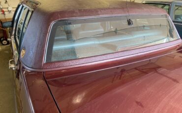 Cadillac-fleetwood-1989-red-5