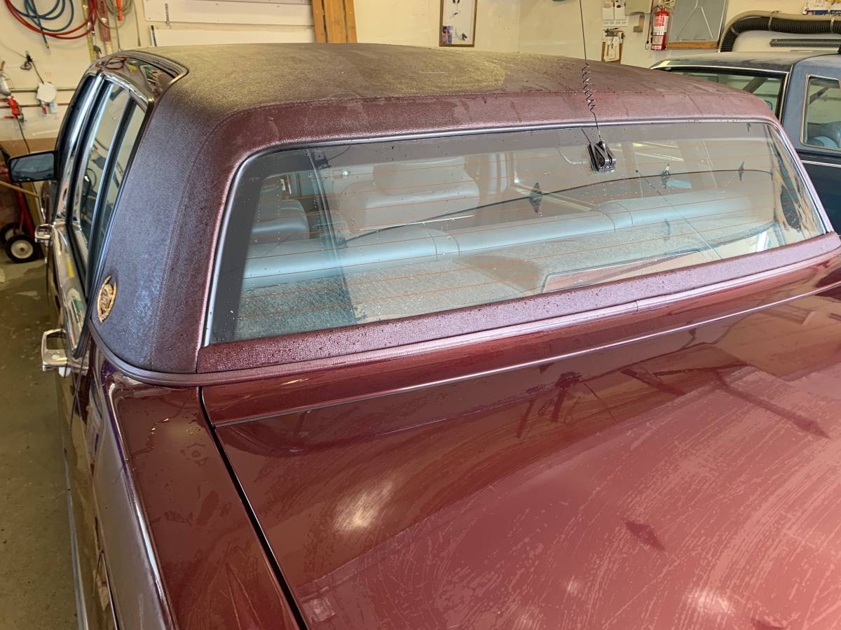 Cadillac-fleetwood-1989-red-5