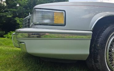 Cadillac-fleetwood-1991-3