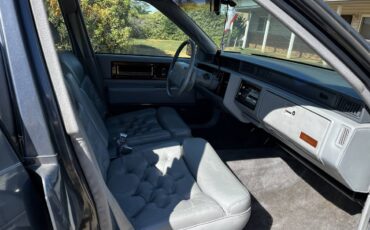 Cadillac-fleetwood-1992-blue-4