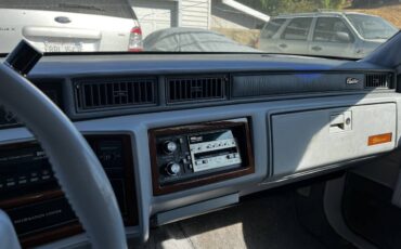 Cadillac-fleetwood-1992-blue-9