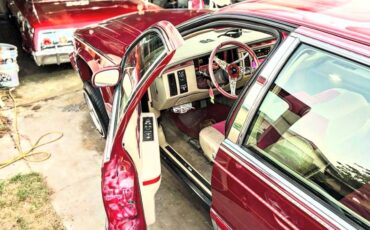 Cadillac-fleetwood-1994-red-1