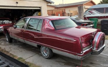 Cadillac-fleetwood-1994-red