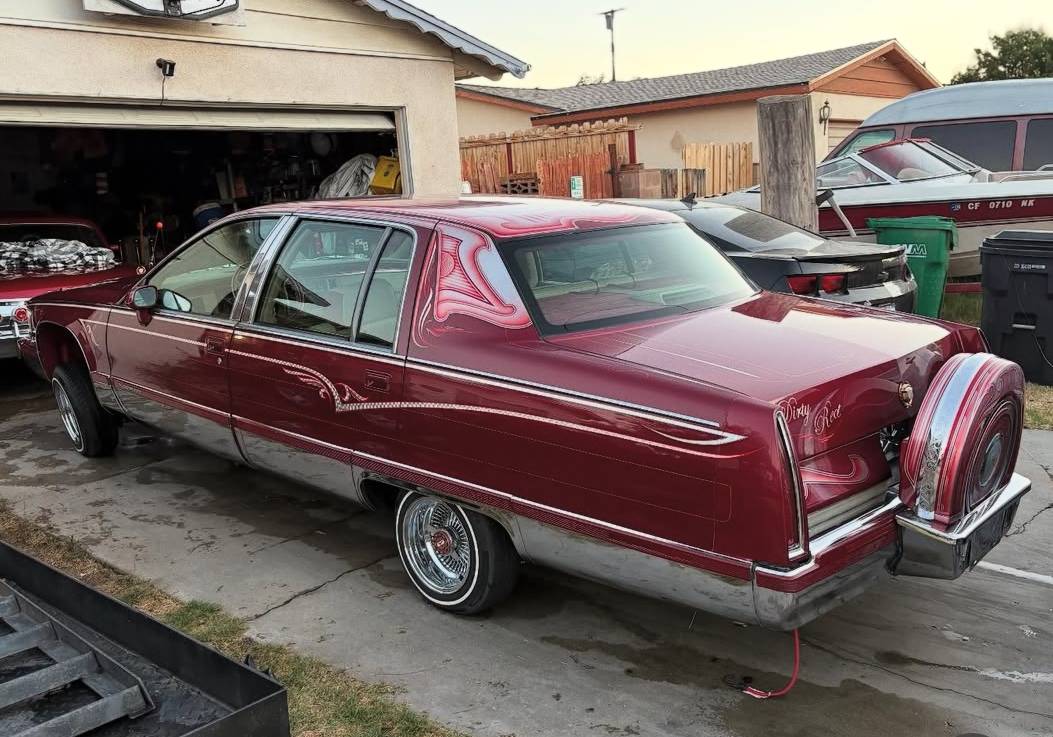 Cadillac-fleetwood-1994-red