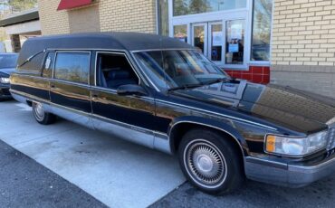 Cadillac-fleetwood-1995-black-3