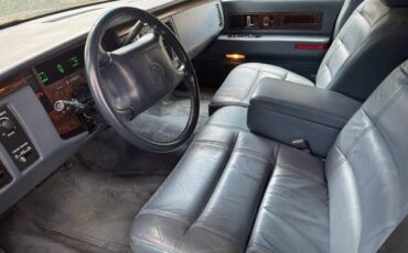 Cadillac-fleetwood-1995-black-4