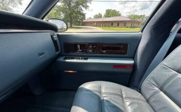Cadillac-fleetwood-1995-blue-17