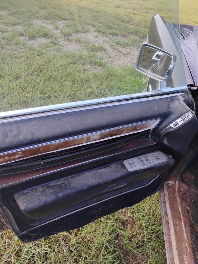 Cadillac-fleetwood-brougham-1969-black-14