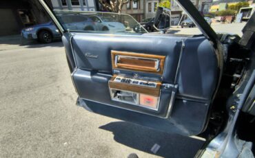 Cadillac-fleetwood-brougham-1984-blue-12
