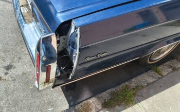 Cadillac-fleetwood-brougham-1984-blue-5