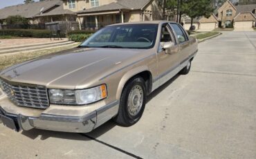 Cadillac-fleetwood-brougham-1993