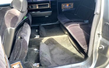 Cadillac-fleetwood-limousine-1985-grey-15