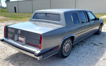 Cadillac-fleetwood-limousine-1985-grey-5