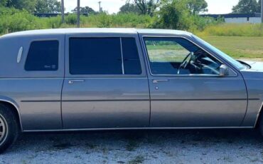 Cadillac-fleetwood-limousine-1985-grey-6