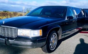 Cadillac-fleetwood-limousine-1994-blue