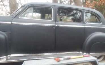 Cadillac-fleetwood-series-75-1947-black-13