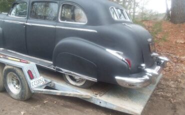 Cadillac-fleetwood-series-75-1947-black-15