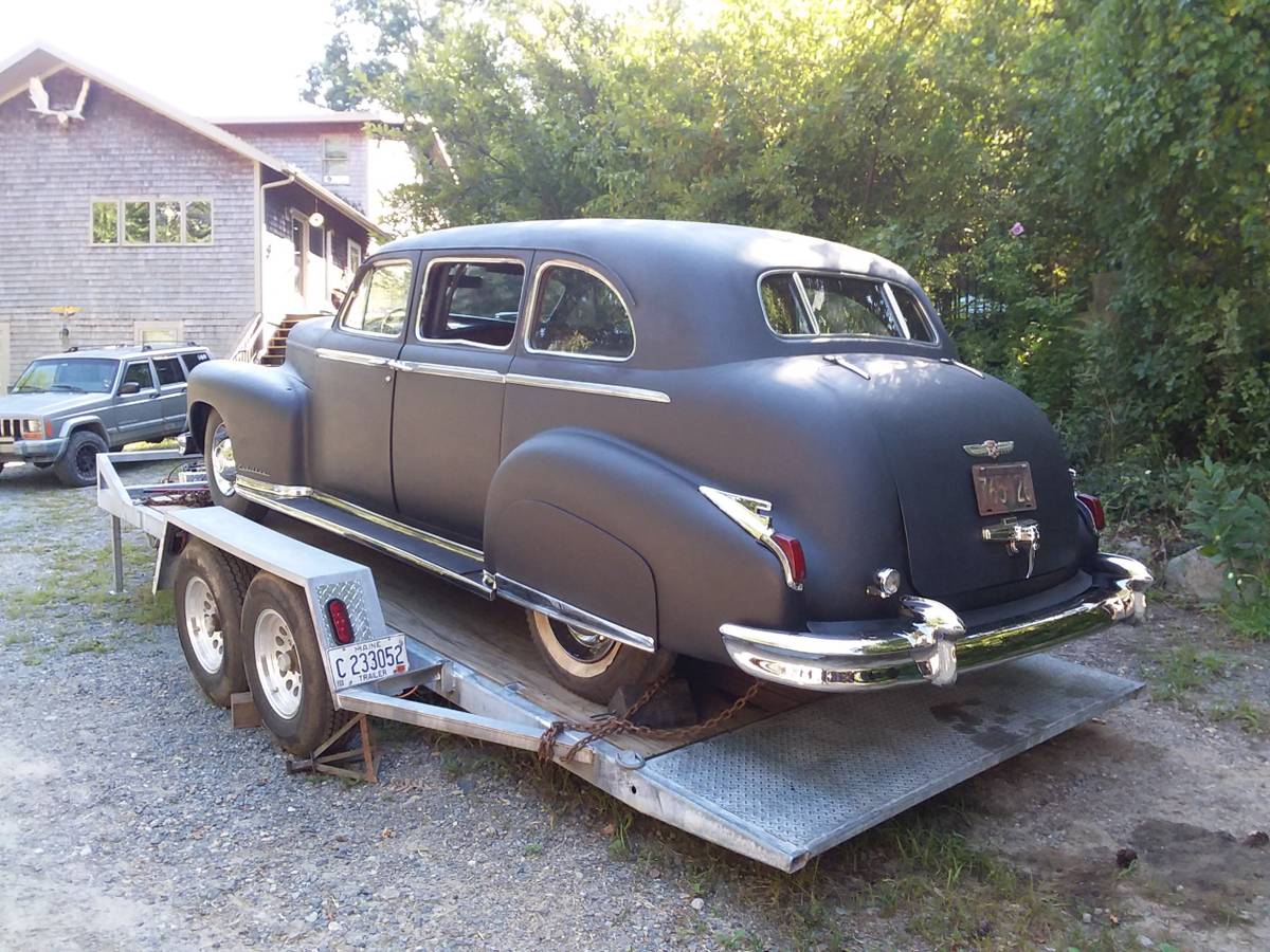 Cadillac-fleetwood-series-75-1947-black-6