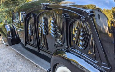 Cadillac-lasalle-1938-black-13