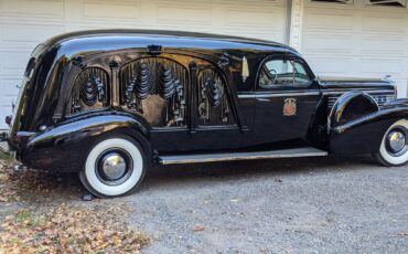 Cadillac-lasalle-1938-black-2