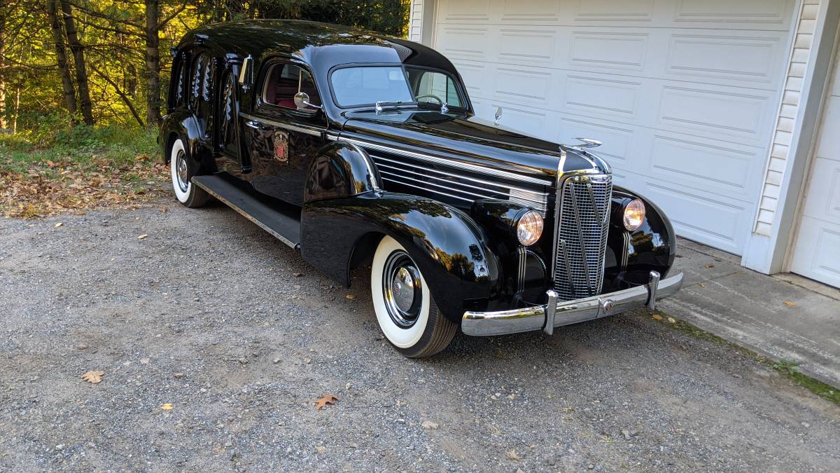 Cadillac-lasalle-1938-black-5