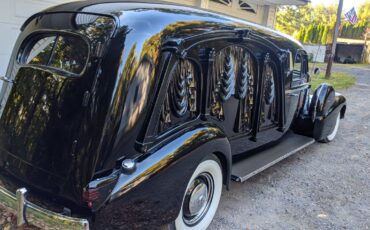 Cadillac-lasalle-1938-black-7