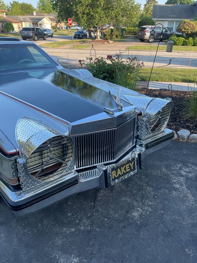 Cadillac-opera-coupe-1980-silver-6