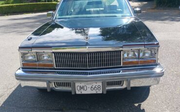 Cadillac-sedan-1979-grey-6