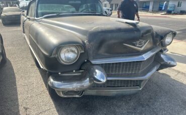 Cadillac-sedan-deville-1956-black-2