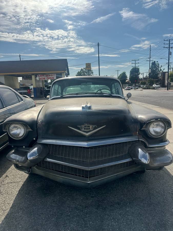 Cadillac-sedan-deville-1956-black-3