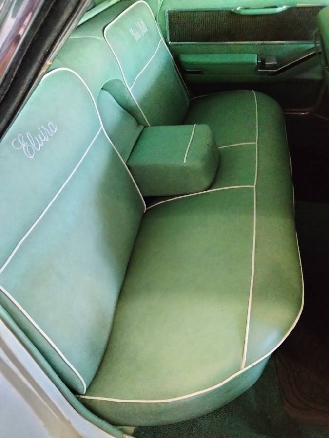 Cadillac-sedan-deville-1964-white-1