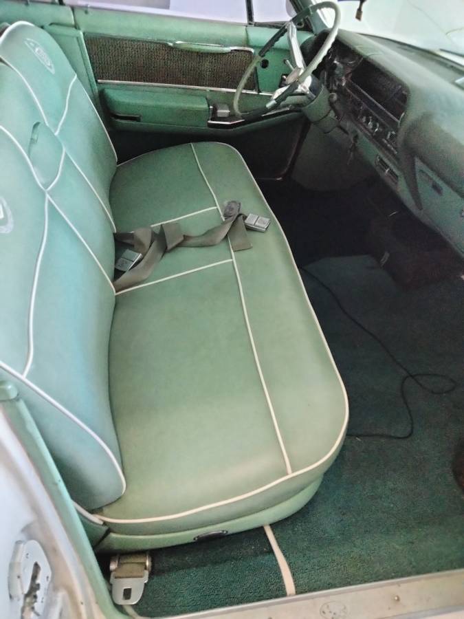Cadillac-sedan-deville-1964-white-11