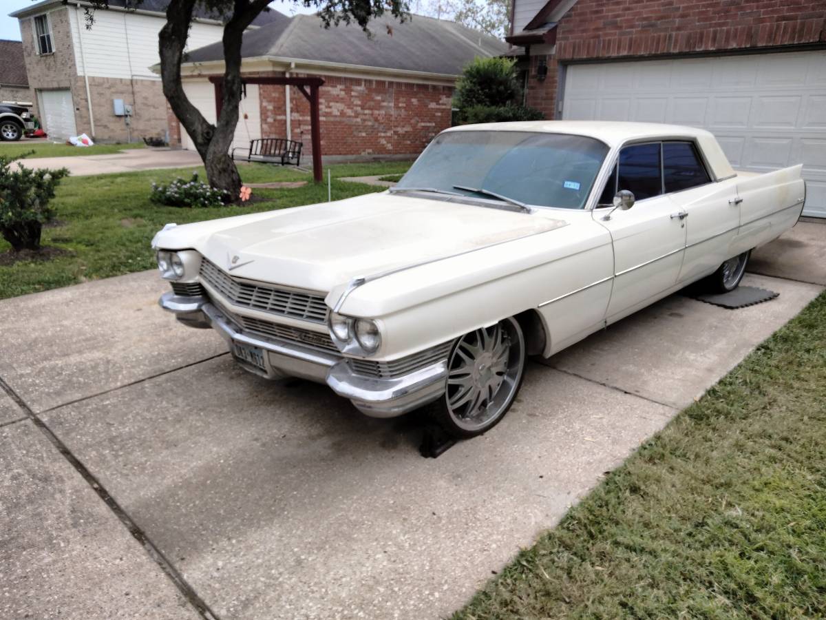 Cadillac-sedan-deville-1964-white-3
