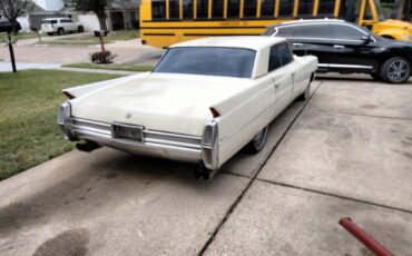 Cadillac-sedan-deville-1964-white-4