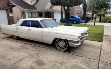 Cadillac-sedan-deville-1964-white-9